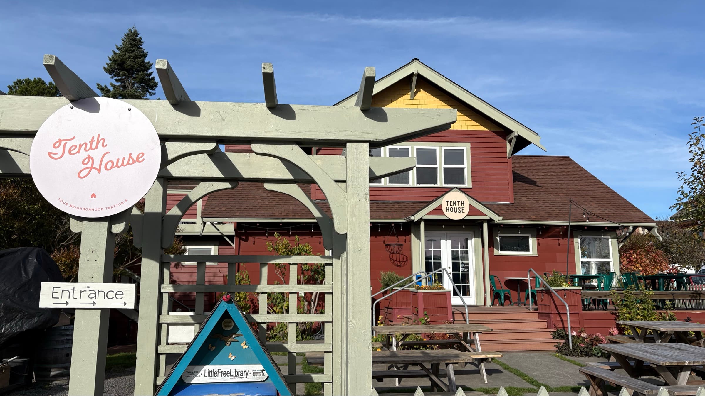 Tenth House - Pizza, Italian restaurant in Friday Harbor, San Juan Island